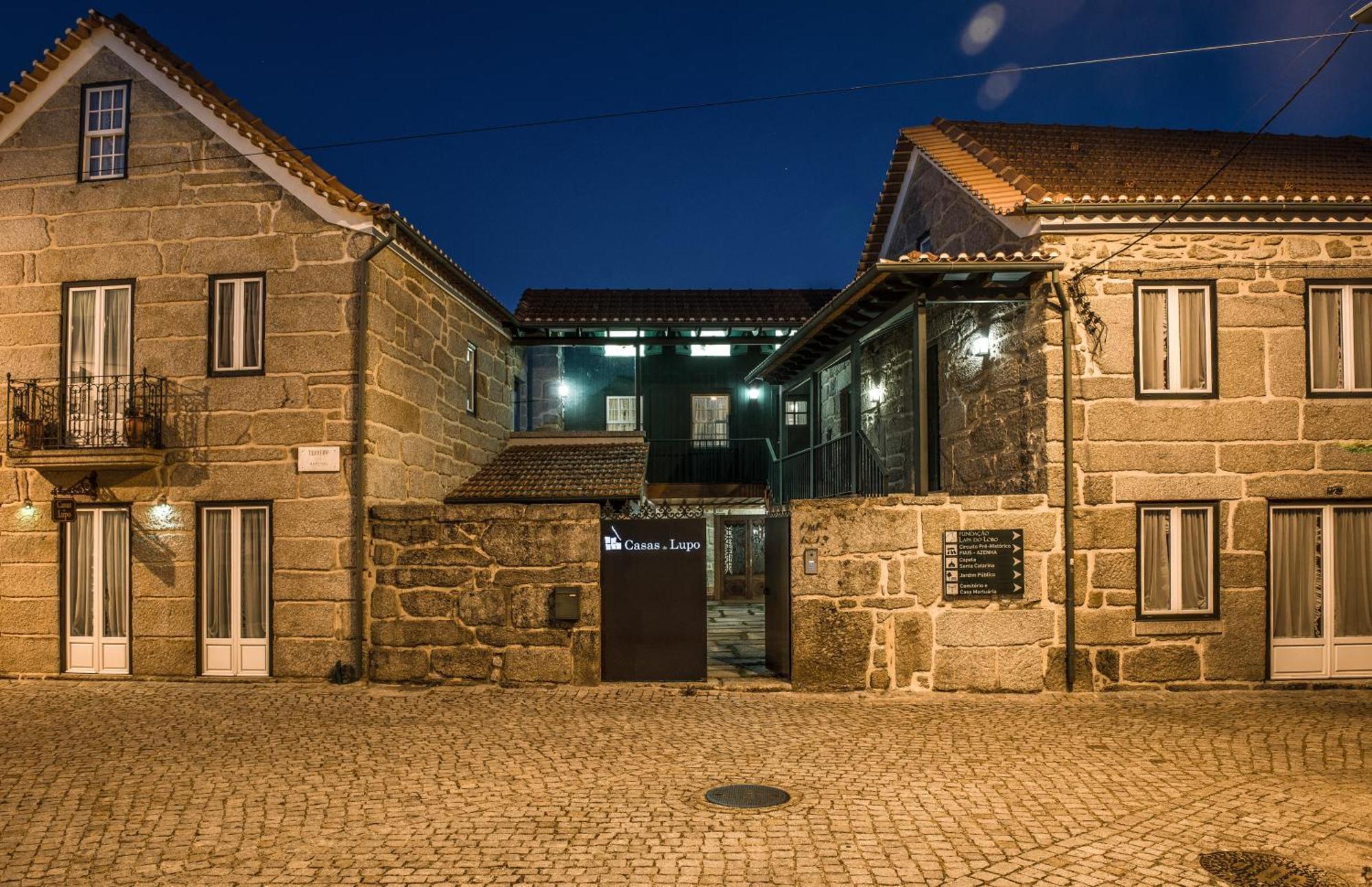 Hotel Casas Do Lupo Nelas Esterno foto